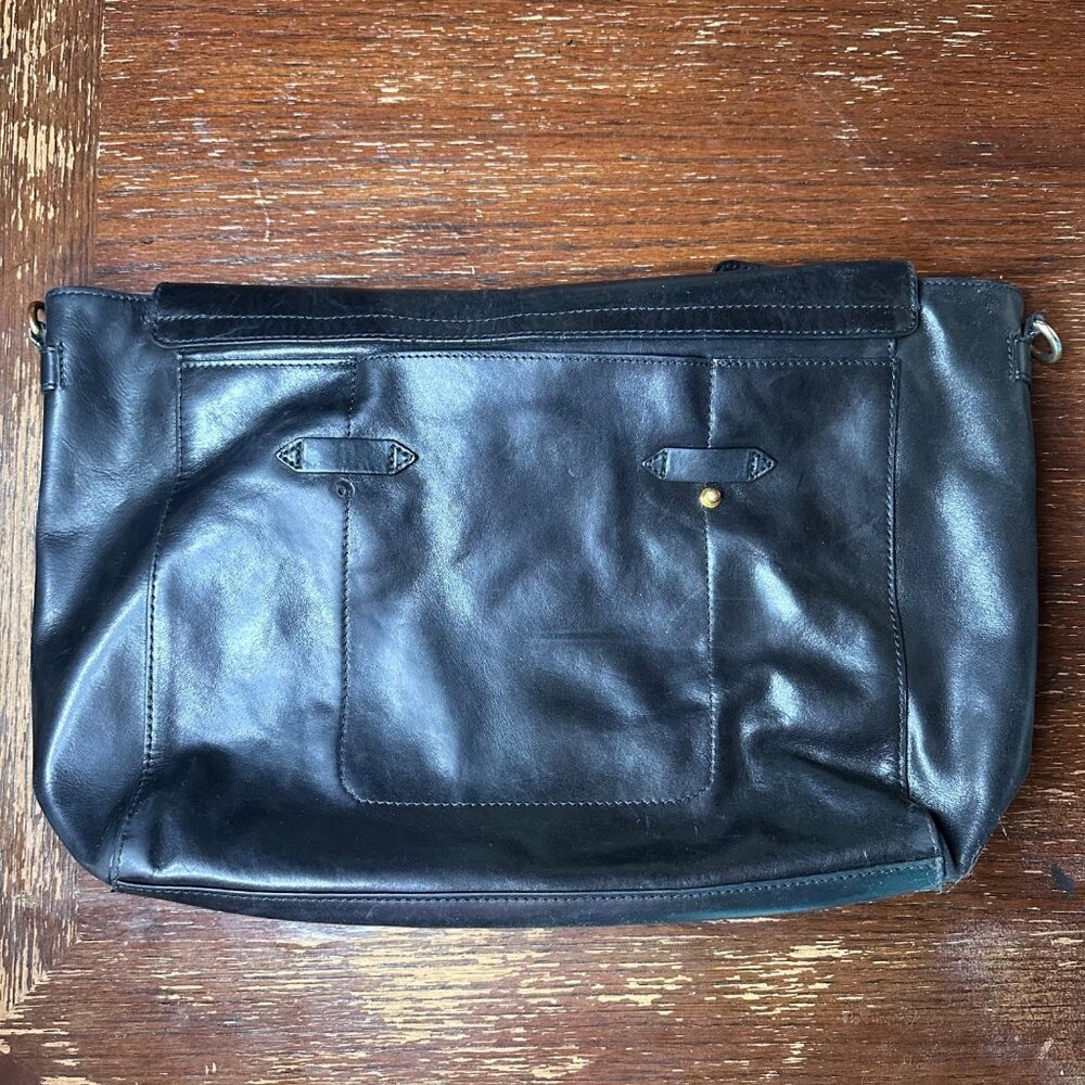 BeCa Black Leather Shoulder Purse With Magnetic Snap Closure & Purple Lining - Picture 4 of 15